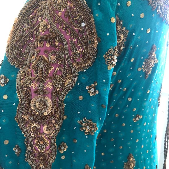 Pakistani Wedding Dress - Picture 3 of 8